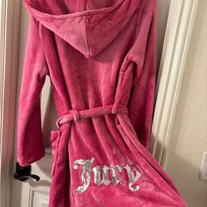 NWT Juicy Couture hot Pink Plush hooded Robe L/XL silver sequins Juicy on back